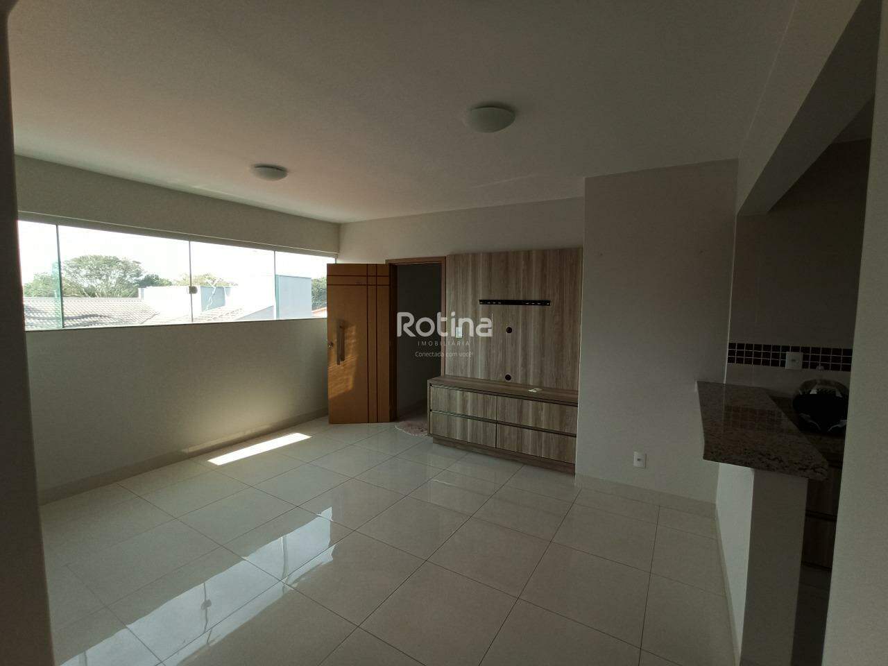 Apartamento para alugar, 2 quartos em Uberlândia no bairro Santa Mônica no valor de R$ 2.200,00 - Rotina Imobiliária: 