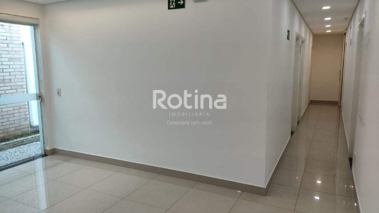 Casa para alugar, em Uberlândia no bairro Tabajaras no valor de R$ 17.000,00 - Rotina Imobiliária: 