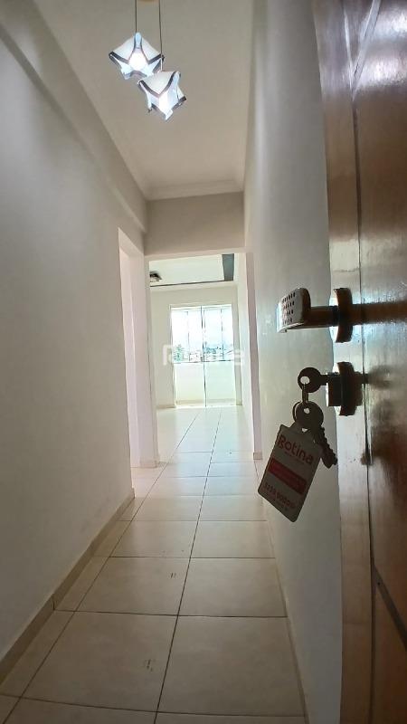 Apartamento para alugar, 2 quartos em Uberlândia no bairro Santa Mônica no valor de R$ 1.650,00 - Rotina Imobiliária: 