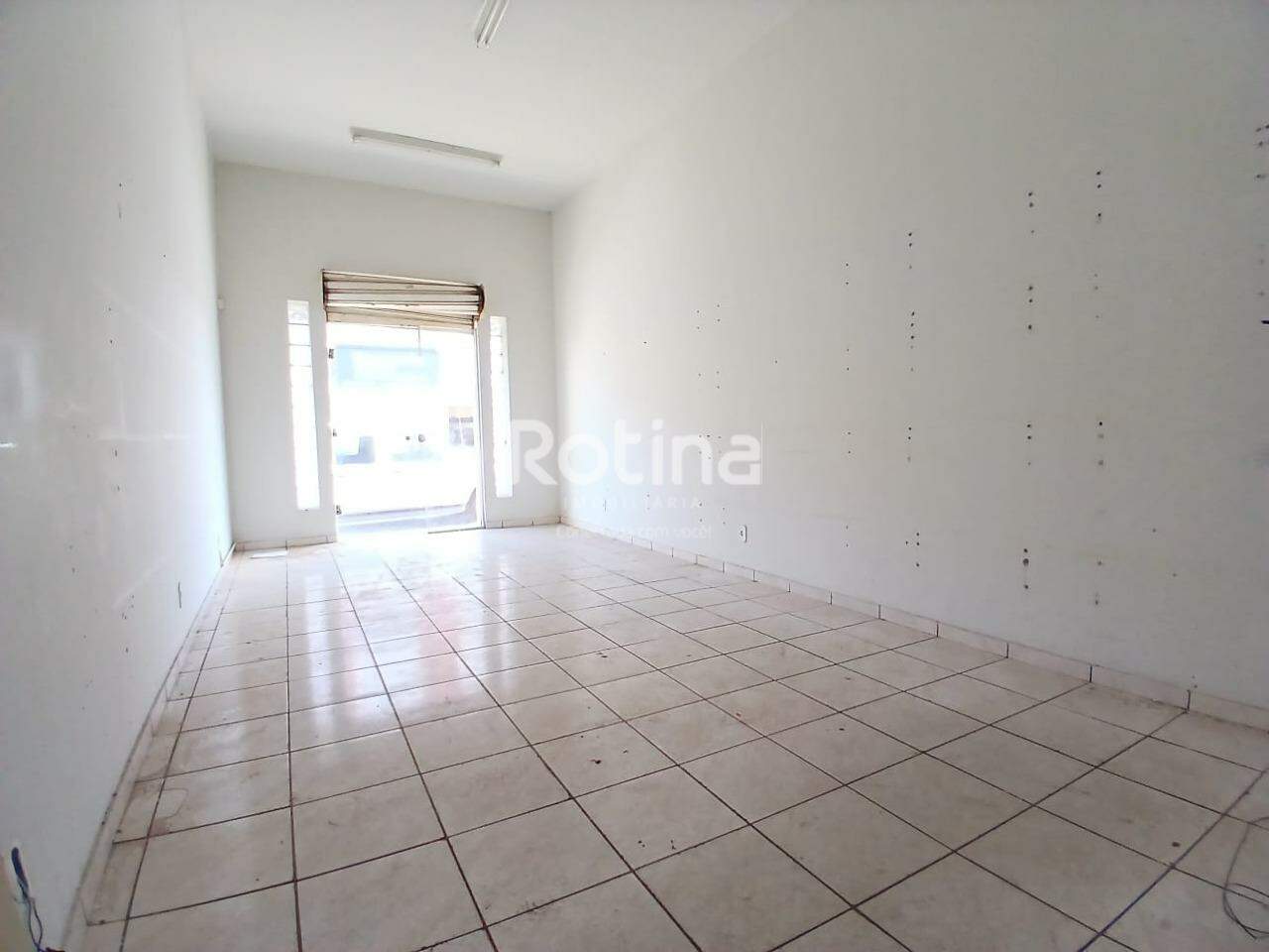 Loja para alugar, em Uberlândia no bairro Nossa Senhora Aparecida no valor de R$ 1.000,00 - Rotina Imobiliária: 