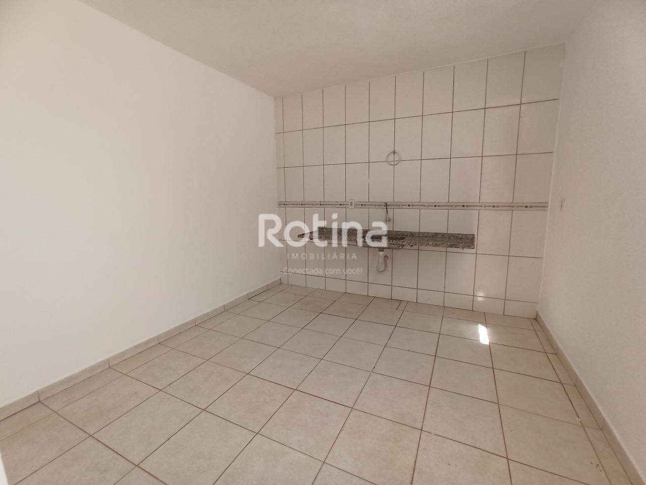 Casa para alugar, 2 quartos em Uberlândia no bairro Saraiva no valor de R$ 1.300,00 - Rotina Imobiliária: 