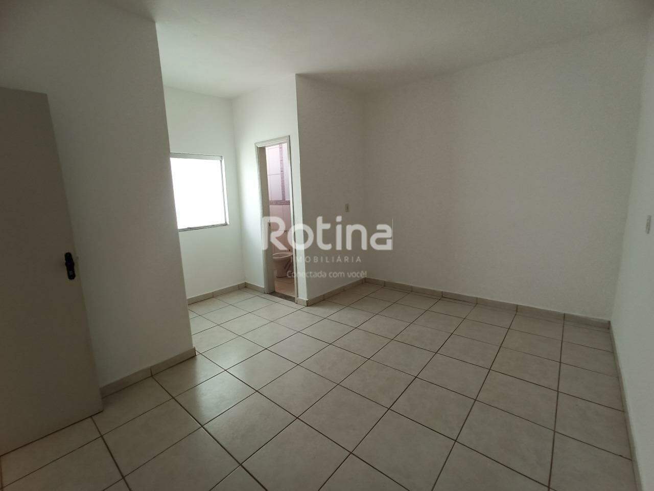 Casa para alugar, 2 quartos em Uberlândia no bairro Saraiva no valor de R$ 1.300,00 - Rotina Imobiliária: 