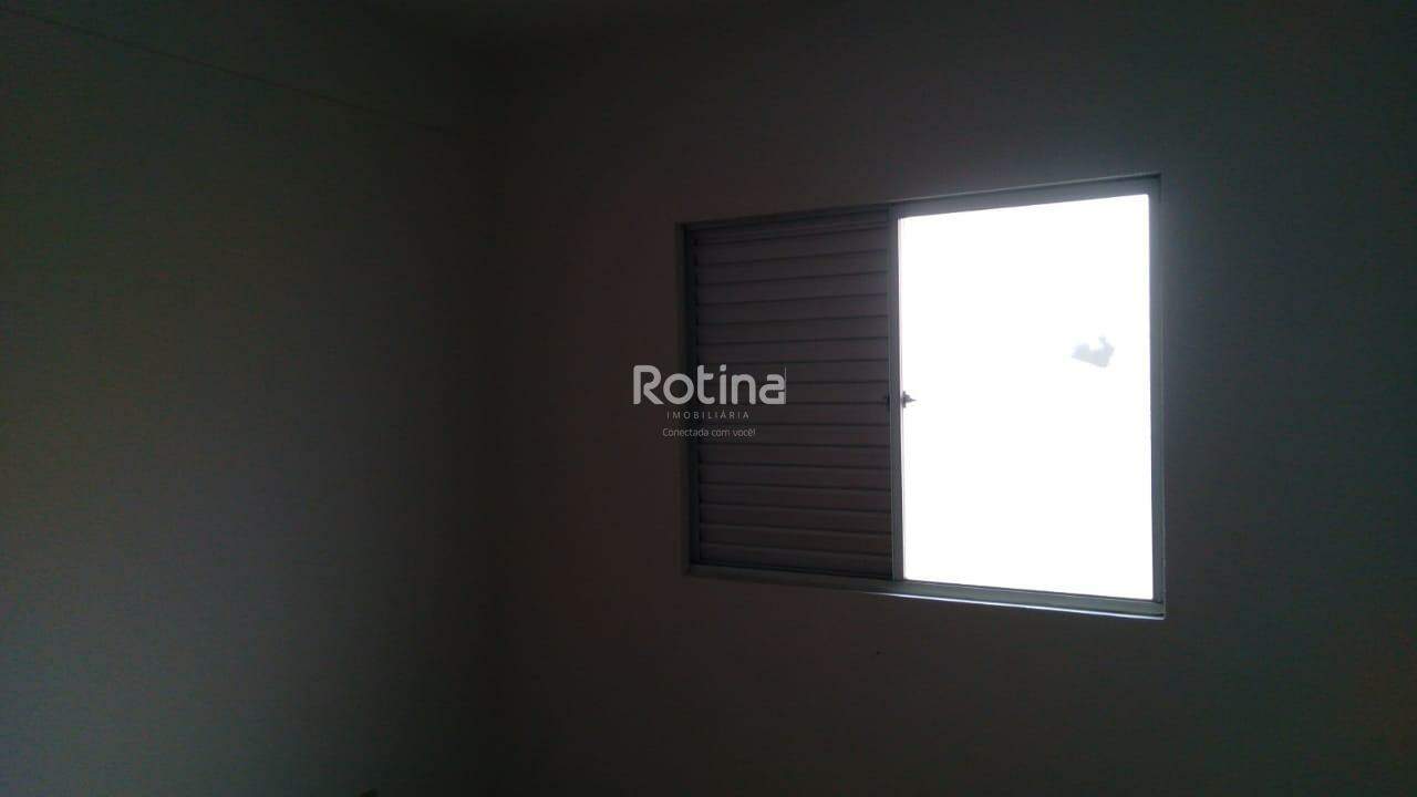 Apartamento para alugar, 2 quartos em Uberlândia no bairro Presidente Roosevelt no valor de R$ 1.000,00 - Rotina Imobiliária: 