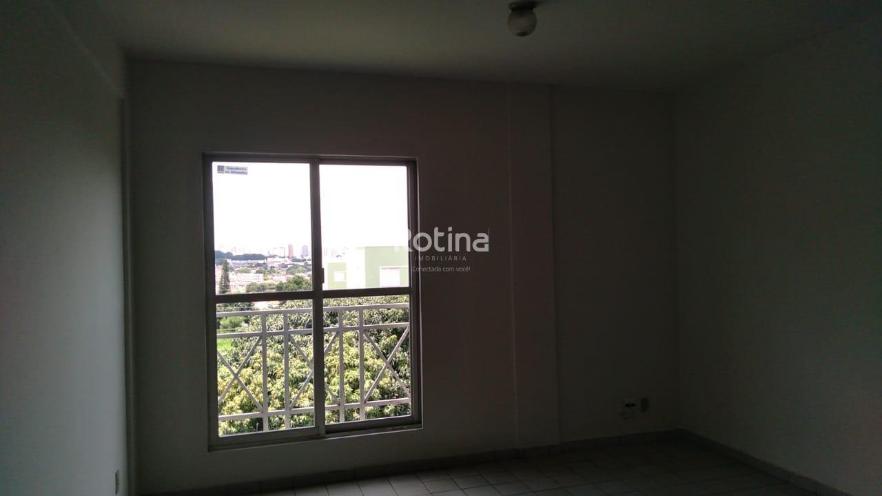 Apartamento para alugar, 2 quartos em Uberlândia no bairro Presidente Roosevelt no valor de R$ 1.000,00 - Rotina Imobiliária: 