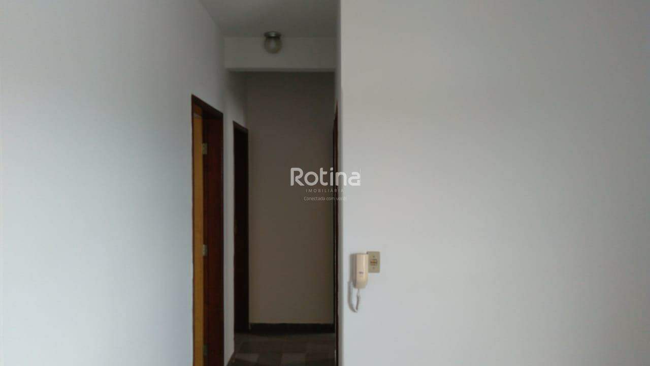 Apartamento para alugar, 2 quartos em Uberlândia no bairro Presidente Roosevelt no valor de R$ 1.000,00 - Rotina Imobiliária: 