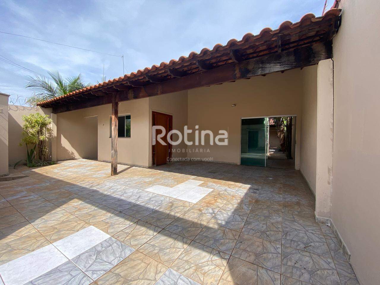 Casa para alugar, 3 quartos em Uberlândia no bairro Jardim Europa no valor de R$ 2.800,00 - Rotina Imobiliária: 