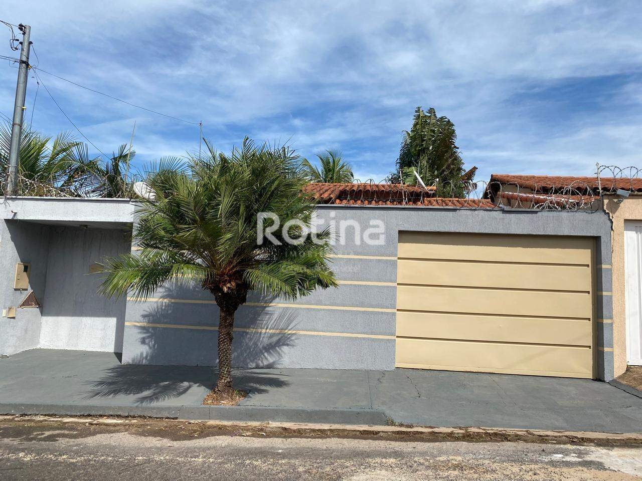 Casa para alugar, 3 quartos em Uberlândia no bairro Jardim Europa no valor de R$ 2.800,00 - Rotina Imobiliária: 