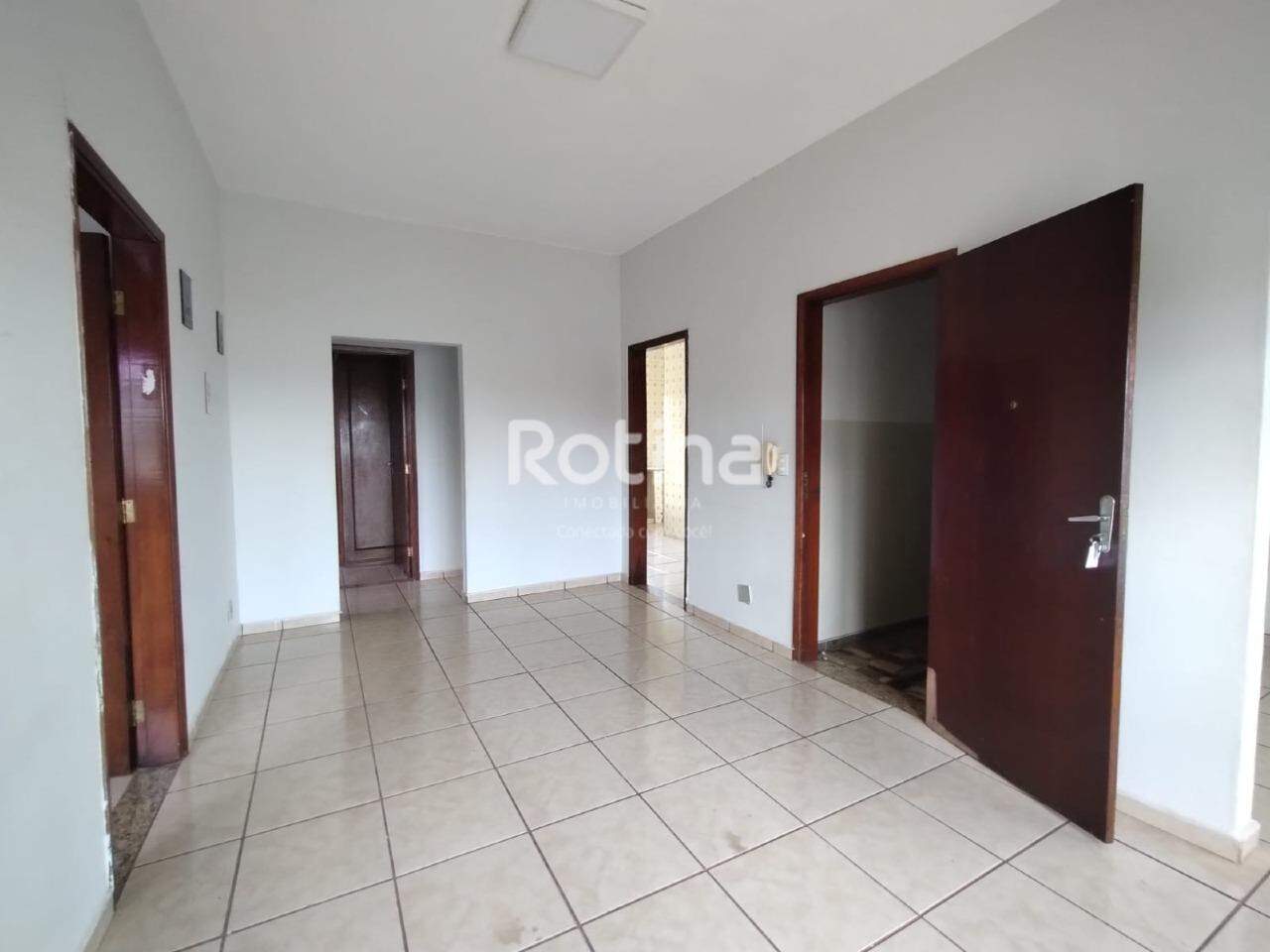 Apartamento para alugar, 3 quartos em Uberlândia no bairro Bom Jesus no valor de R$ 1.300,00 - Rotina Imobiliária: 