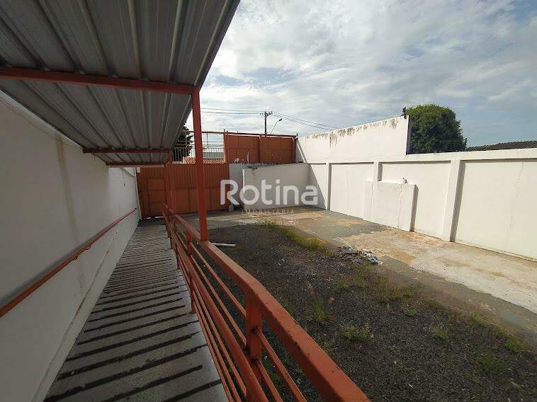 Galpão para alugar, em Uberlândia no bairro Tibery no valor de R$ 25.000,00 - Rotina Imobiliária: 
