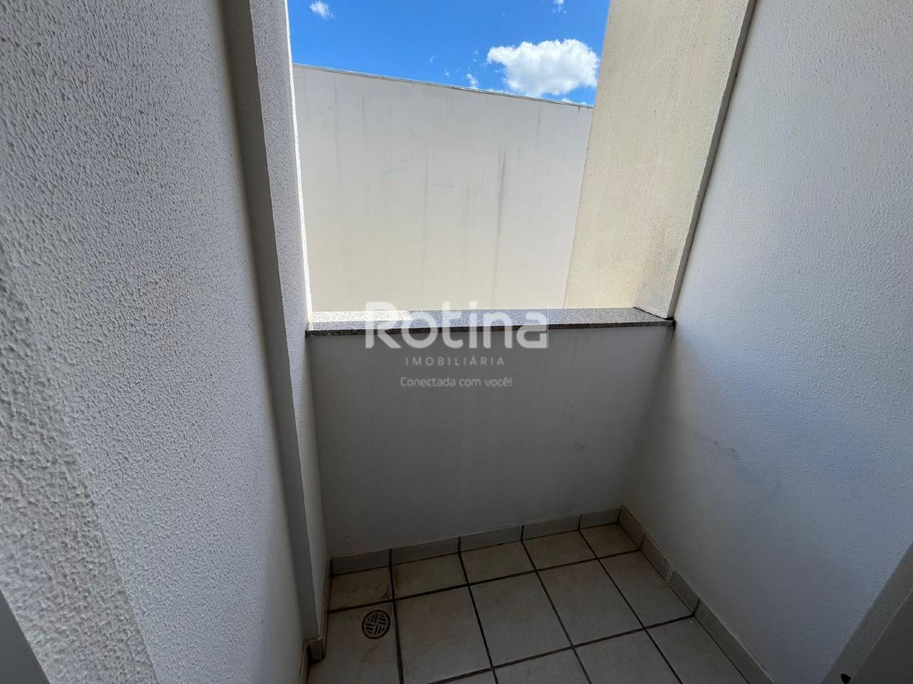 Apartamento para alugar, 2 quartos em Uberlândia no bairro Copacabana no valor de R$ 1.300,00 - Rotina Imobiliária: 
