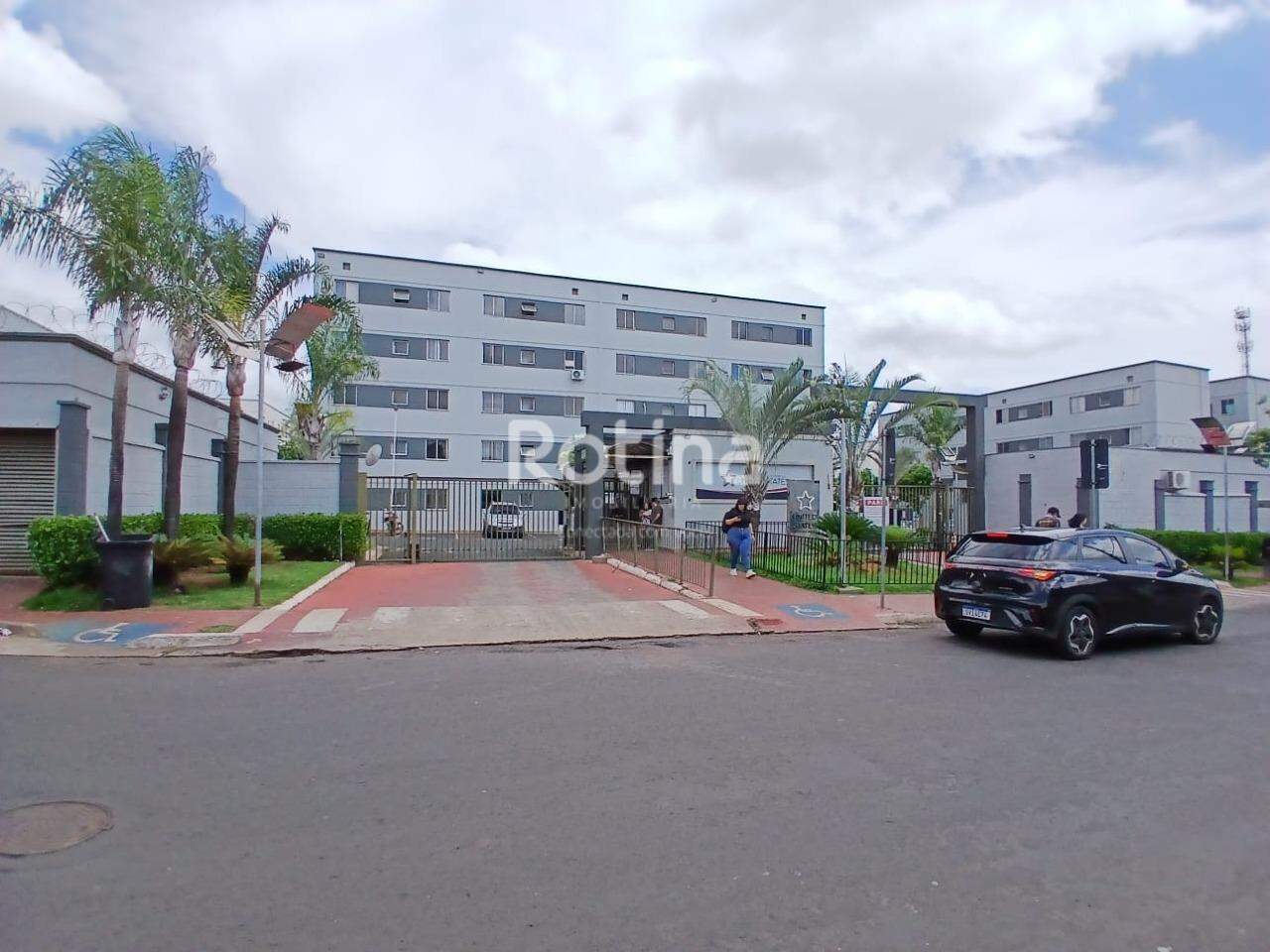 Apartamento para alugar, 2 quartos em Uberlândia no bairro Shopping Park no valor de R$ 950,00 - Rotina Imobiliária: 
