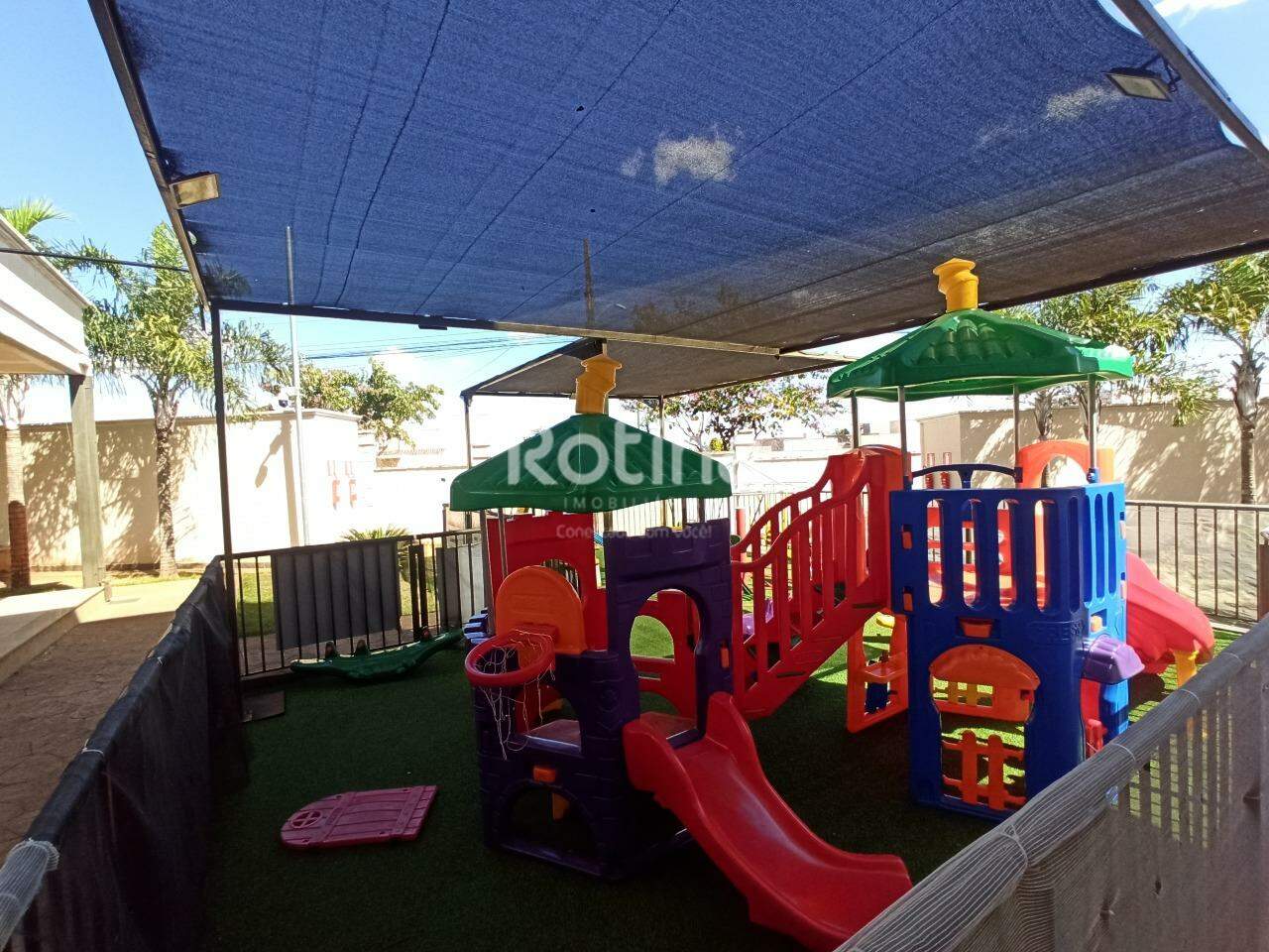 Apartamento para alugar, 2 quartos em Uberlândia no bairro Shopping Park no valor de R$ 950,00 - Rotina Imobiliária: 