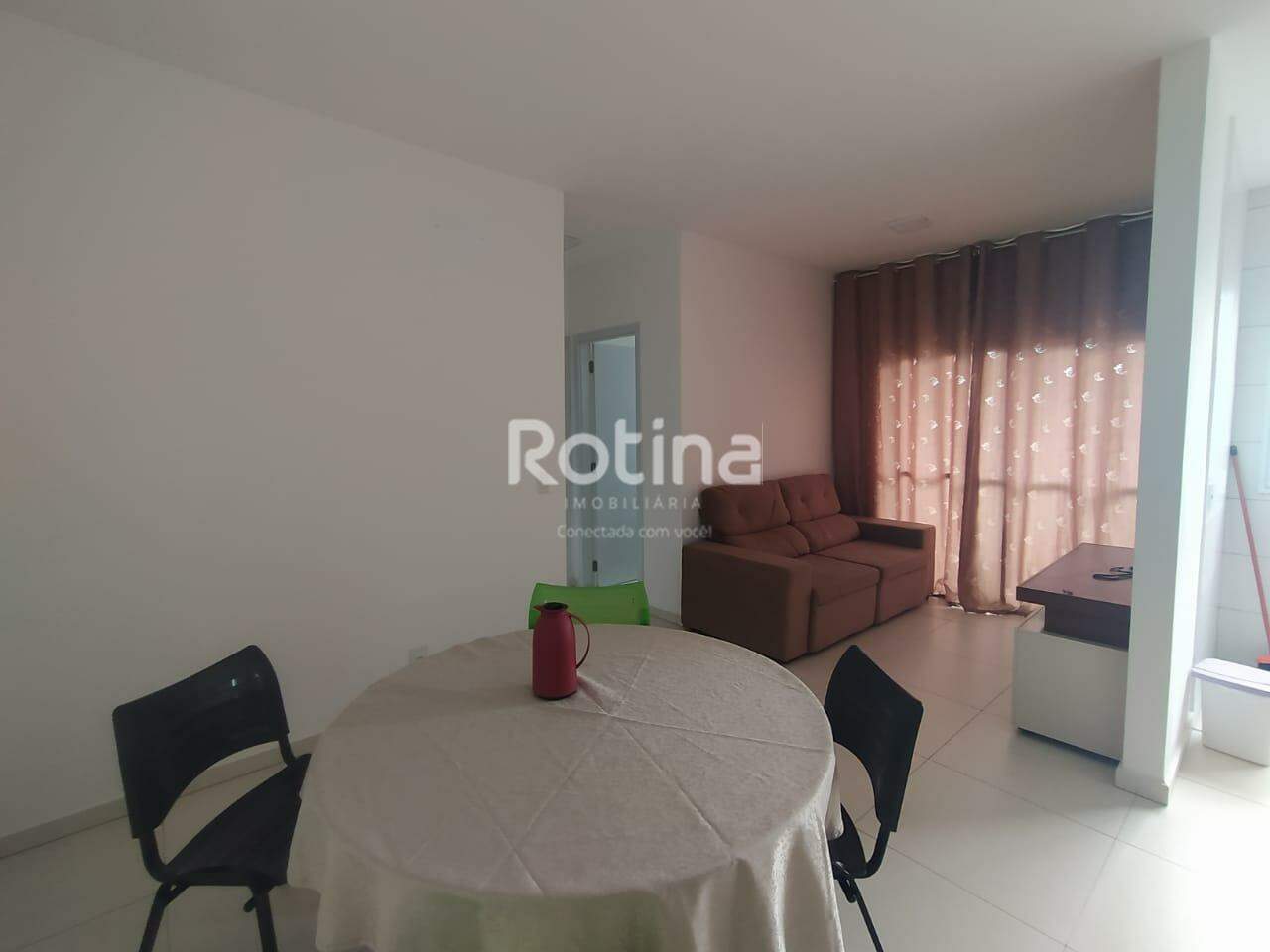Apartamento para alugar, 2 quartos em Uberlândia no bairro Jardim Holanda no valor de R$ 1.600,00 - Rotina Imobiliária: 
