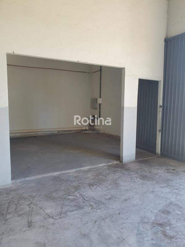 Galpão para alugar, em Uberlândia no bairro Marta Helena no valor de R$ 7.000,00 - Rotina Imobiliária: 