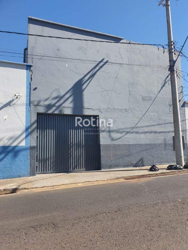Galpão para alugar, em Uberlândia no bairro Marta Helena no valor de R$ 7.000,00 - Rotina Imobiliária: 