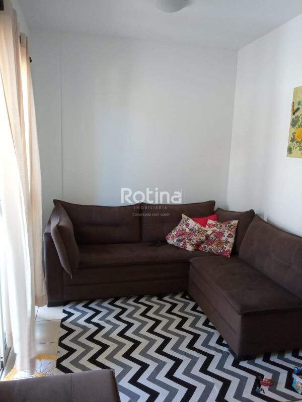Apartamento à venda, 3 quartos em Uberlândia no bairro Tubalina no valor de R$ 240.000,00 - Rotina Imobiliária: 