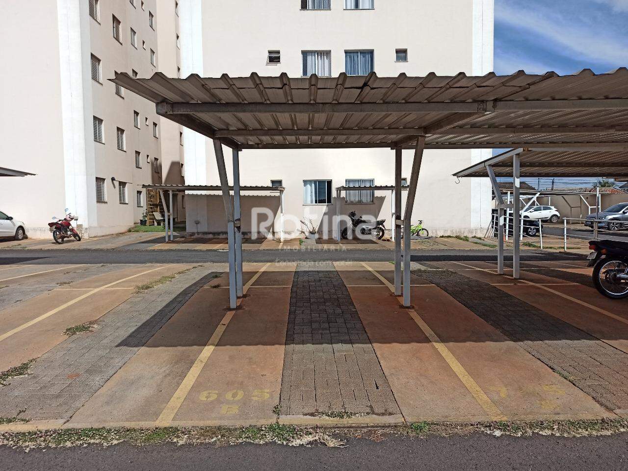 Apartamento para alugar, 2 quartos em Uberlândia no bairro Jardim Brasília no valor de R$ 1.200,00 - Rotina Imobiliária: 