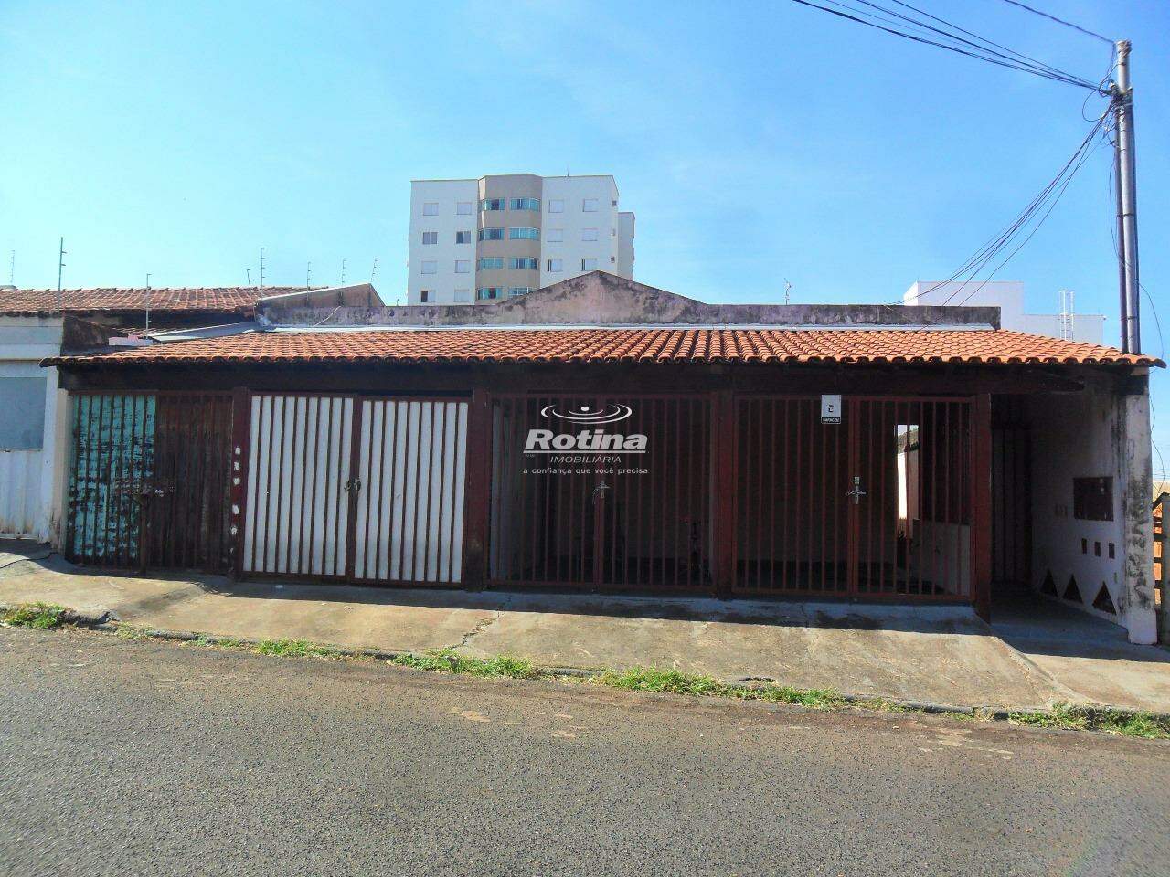 Casa para alugar, 2 quartos em Uberlândia no bairro Santa Mônica no valor de R$ 1.200,00 - Rotina Imobiliária: 