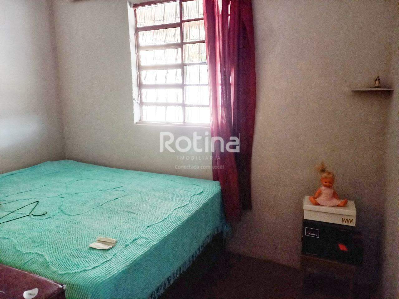 Casa à venda, 4 quartos em Uberlândia no bairro Tabajaras no valor de R$ 300.000,00 - Rotina Imobiliária: 