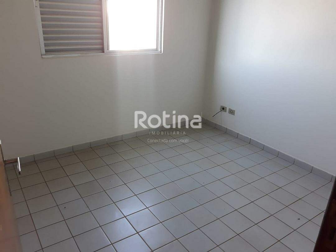 Apartamento para alugar, 2 quartos em Uberlândia no bairro Presidente Roosevelt no valor de R$ 1.200,00 - Rotina Imobiliária: 