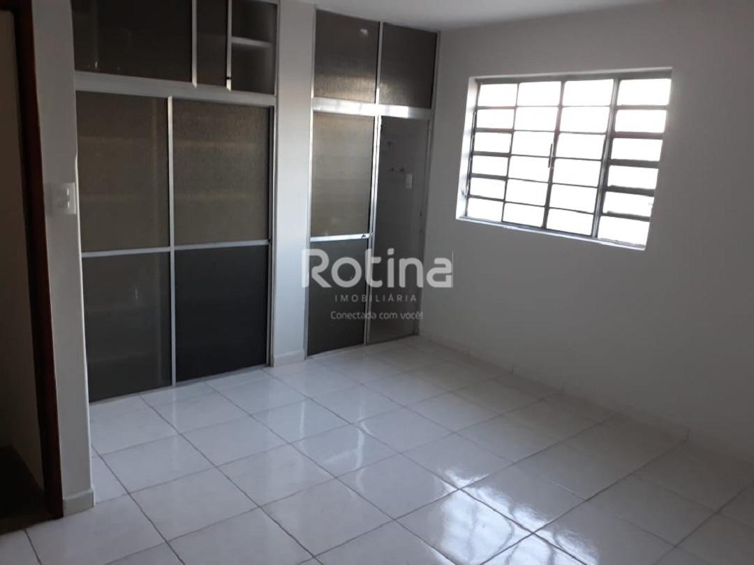Casa para alugar, 3 quartos em Uberlândia no bairro Osvaldo Rezende no valor de R$ 5.500,00 - Rotina Imobiliária: 