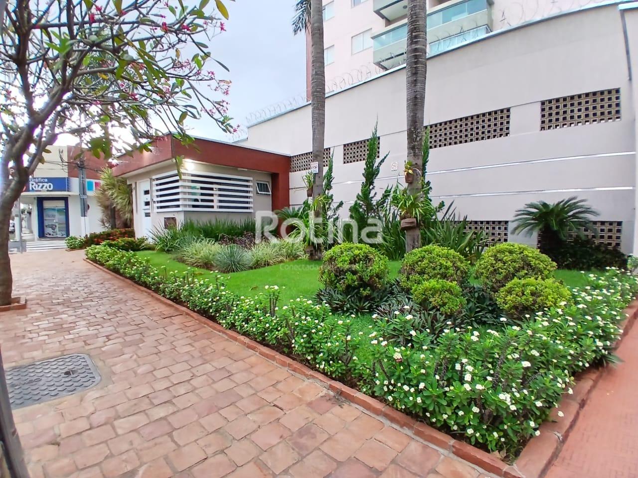 Apartamento para alugar, 3 quartos em Uberlândia no bairro Nossa Senhora Aparecida no valor de R$ 3.500,00 - Rotina Imobiliária: 