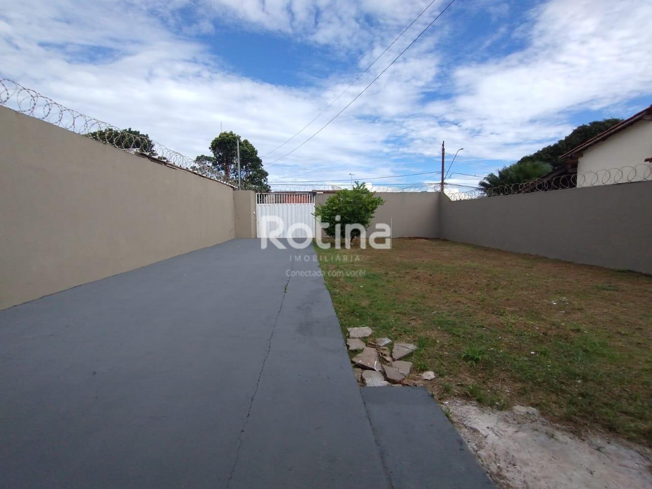 Casa para alugar, 3 quartos em Uberlândia no bairro Jardim Brasília no valor de R$ 2.500,00 - Rotina Imobiliária: 