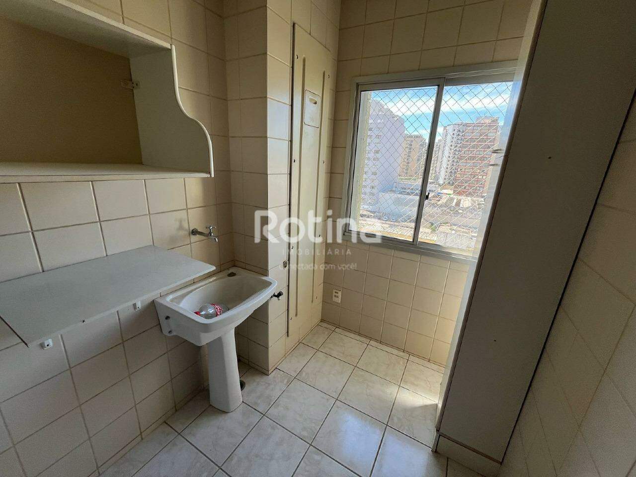 Apartamento para alugar, 1 quarto em Uberlândia no bairro Centro no valor de R$ 1.500,00 - Rotina Imobiliária: 