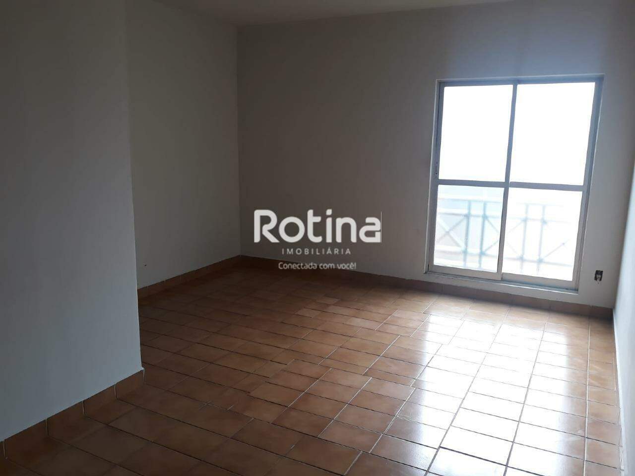 Apartamento para alugar, 2 quartos em Uberlândia no bairro Umuarama no valor de R$ 1.300,00 - Rotina Imobiliária: 