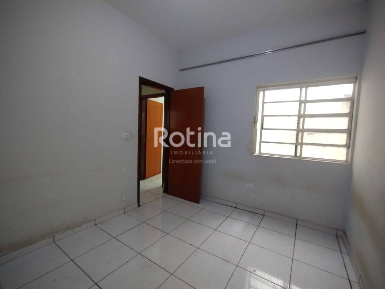 Loja para alugar, em Uberlândia no bairro Martins no valor de R$ 1.000,00 - Rotina Imobiliária: 