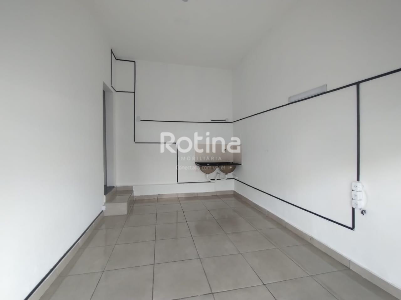Loja para alugar, em Uberlândia no bairro Martins no valor de R$ 1.000,00 - Rotina Imobiliária: 