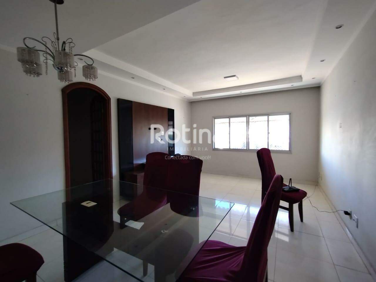Apartamento para alugar, 3 quartos em Uberlândia no bairro Tibery no valor de R$ 1.800,00 - Rotina Imobiliária: 