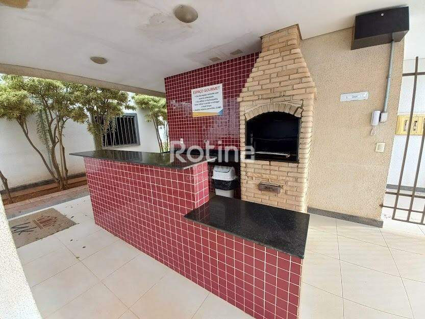 Apartamento para alugar, 2 quartos em Uberlândia no bairro Jardim Holanda no valor de R$ 1.050,00 - Rotina Imobiliária: 