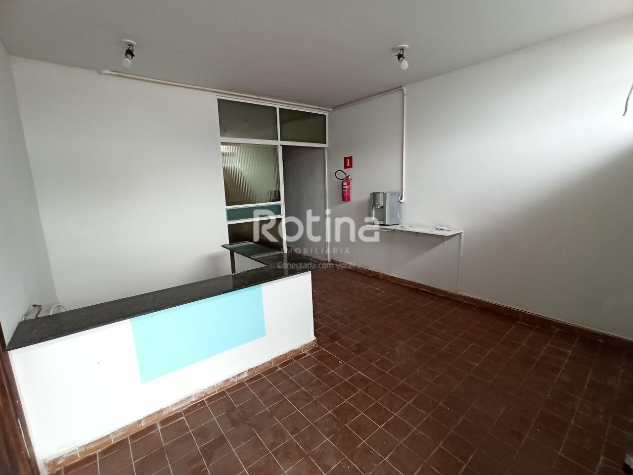 Sala para alugar, em Uberlândia no bairro Martins no valor de R$ 1.400,00 - Rotina Imobiliária: 