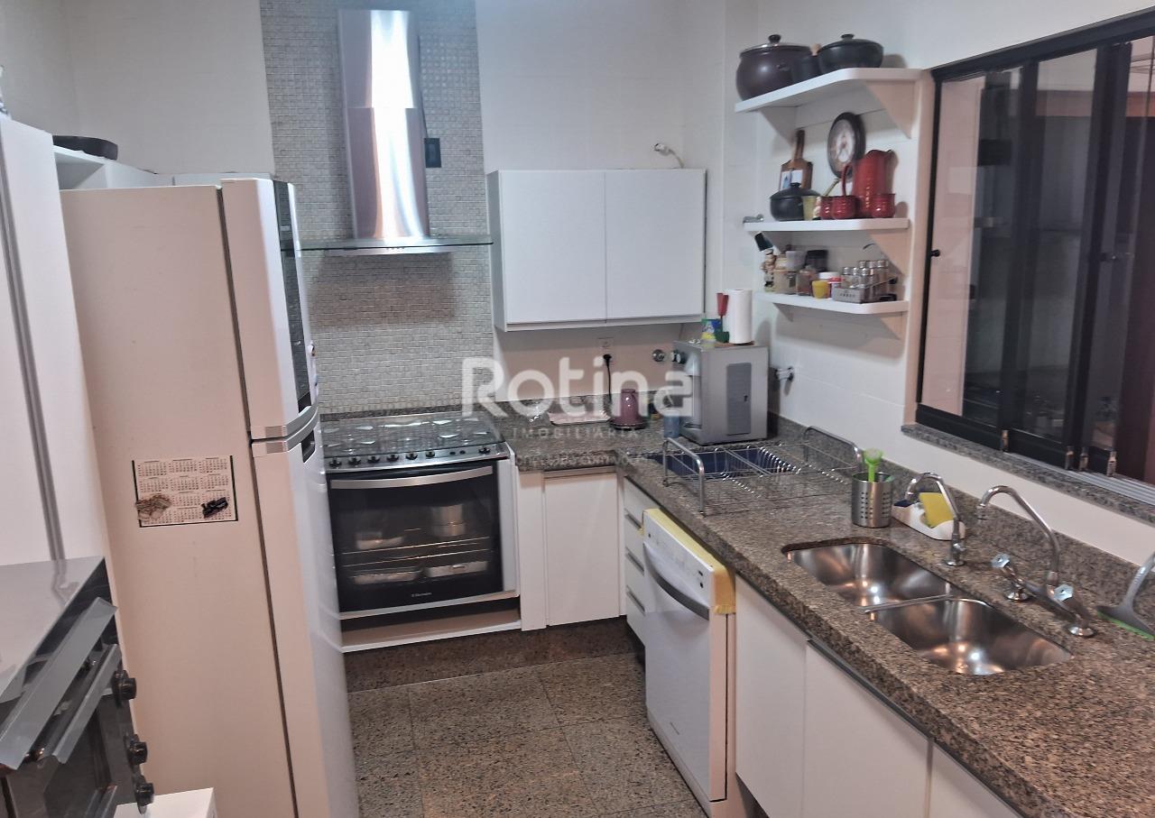 Apartamento à venda, 3 quartos em Uberlândia no bairro Osvaldo Rezende no valor de R$ 840.000,00 - Rotina Imobiliária: 