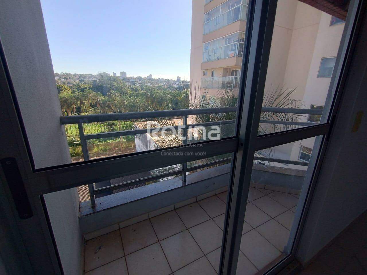 Apartamento para alugar, 2 quartos em Uberlândia no bairro Morada da Colina no valor de R$ 1.500,00 - Rotina Imobiliária: 