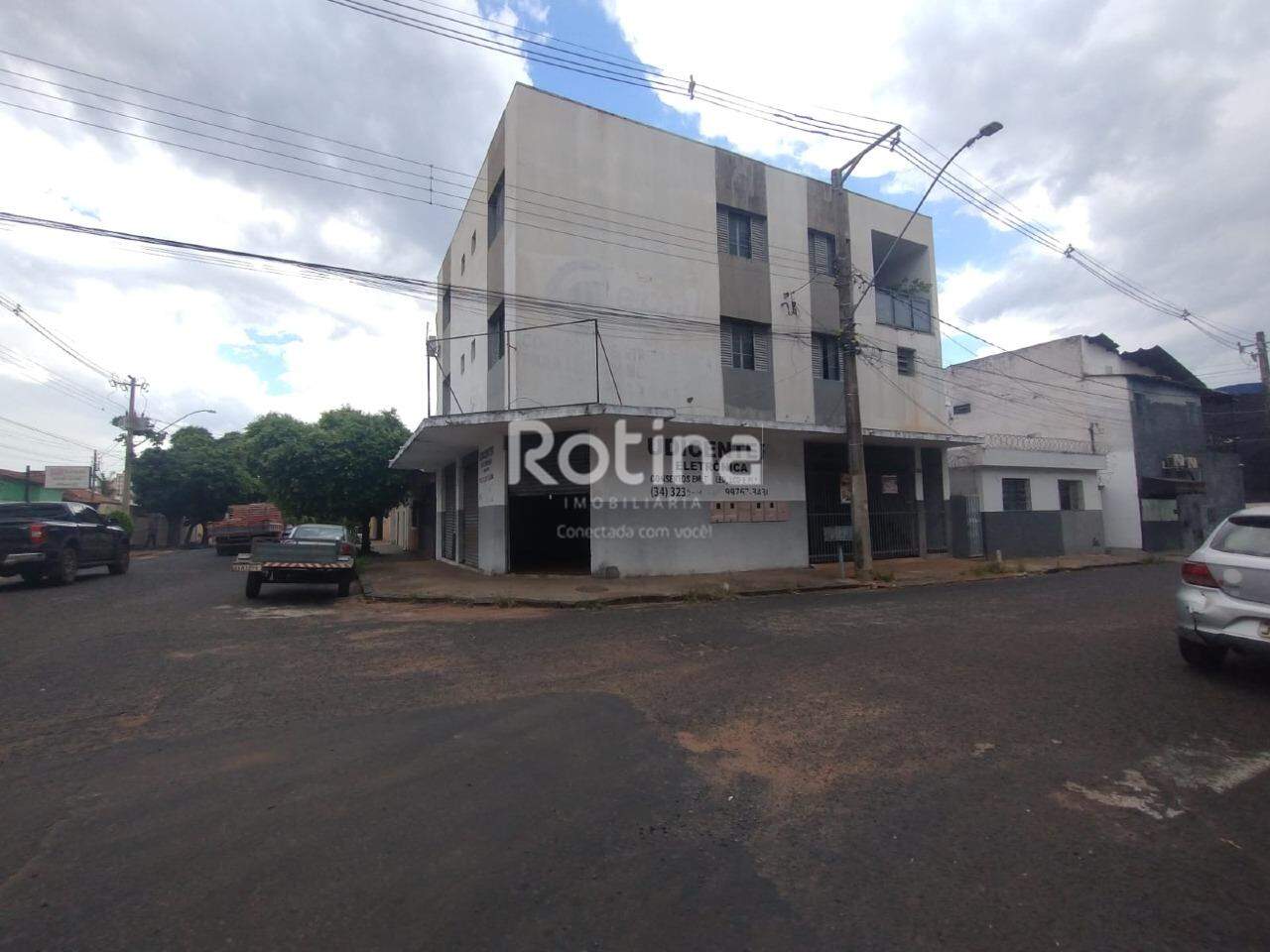 Loja para alugar, em Uberlândia no bairro Nossa Senhora Aparecida no valor de R$ 1.900,00 - Rotina Imobiliária: 