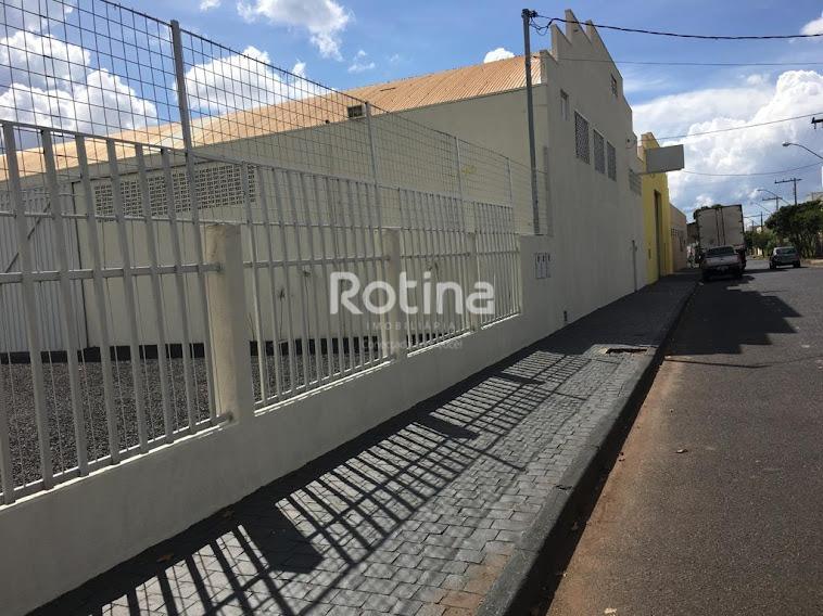 Galpão para alugar, em Uberlândia no bairro Marta Helena no valor de R$ 54.000,00 - Rotina Imobiliária: 