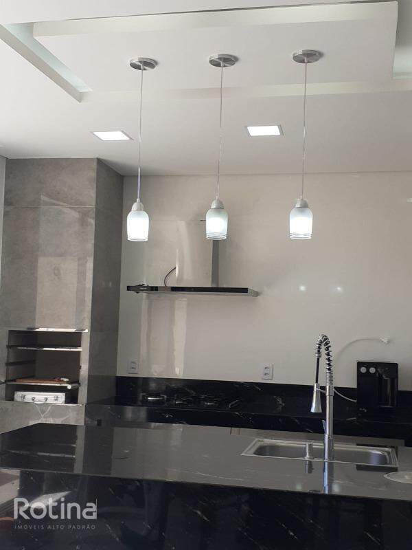 Casa à venda, 3 quartos em Uberlândia no bairro Jardim Karaíba no valor de R$ 1.230.000,00 - Rotina Imobiliária: 