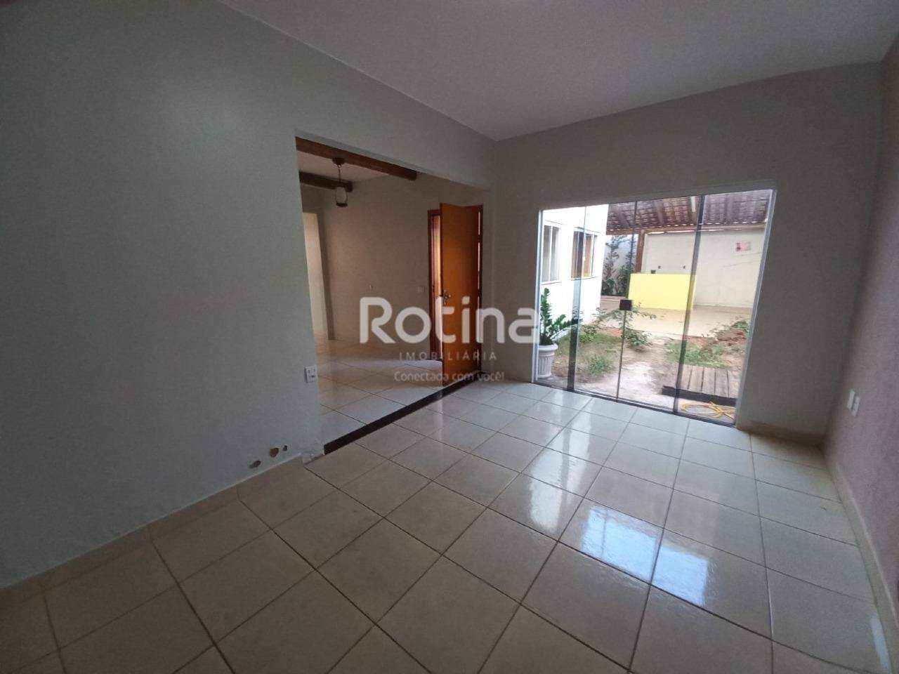 Casa para alugar, 4 quartos em Uberlândia no bairro Presidente Roosevelt no valor de R$ 2.500,00 - Rotina Imobiliária: 
