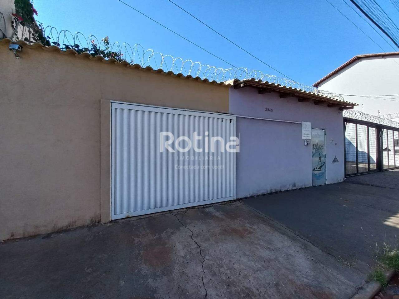 Casa para alugar, 4 quartos em Uberlândia no bairro Presidente Roosevelt no valor de R$ 2.500,00 - Rotina Imobiliária: 