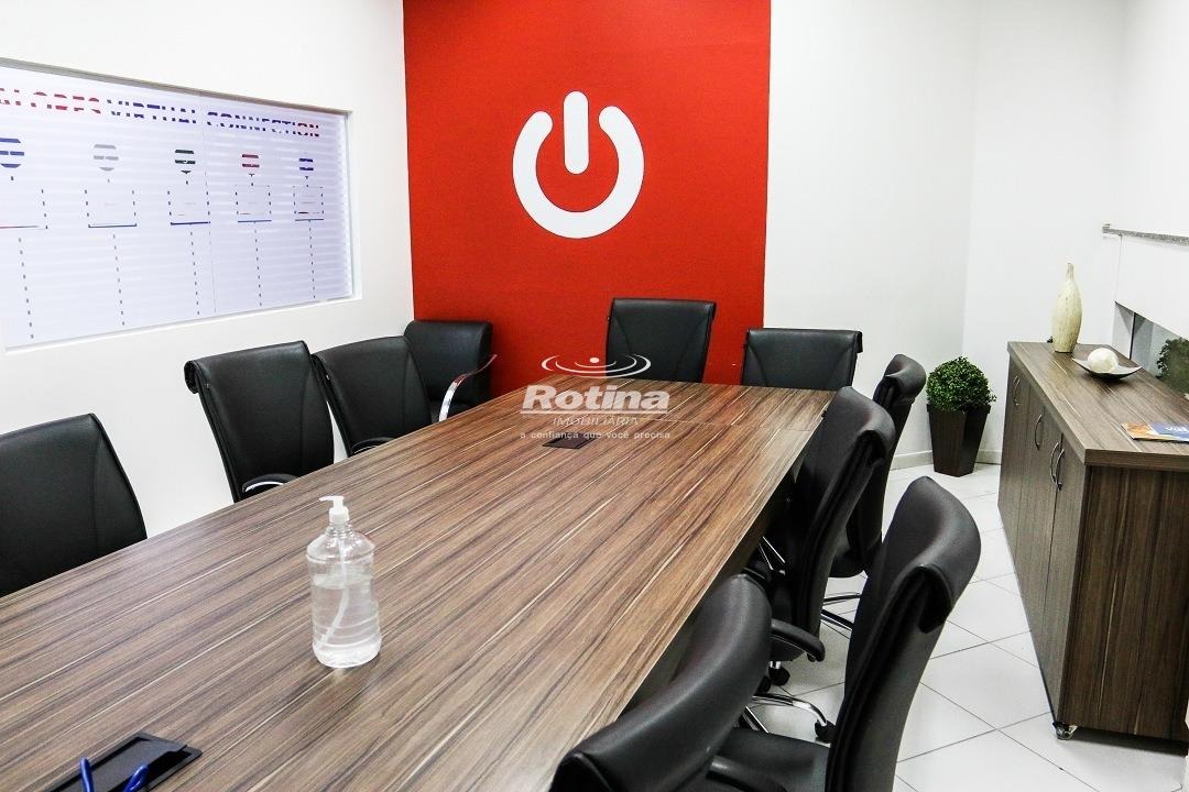 Prédio Inteiro para alugar, em Uberlândia no bairro Brasil no valor de R$ 23.000,00 - Rotina Imobiliária: 