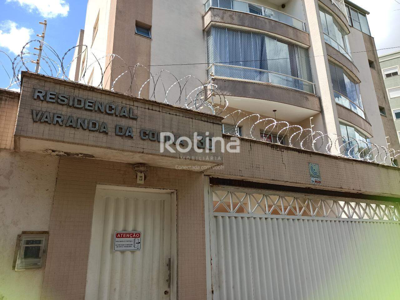 Apartamento para alugar, 2 quartos em Uberlândia no bairro Vigilato Pereira no valor de R$ 2.200,00 - Rotina Imobiliária: 