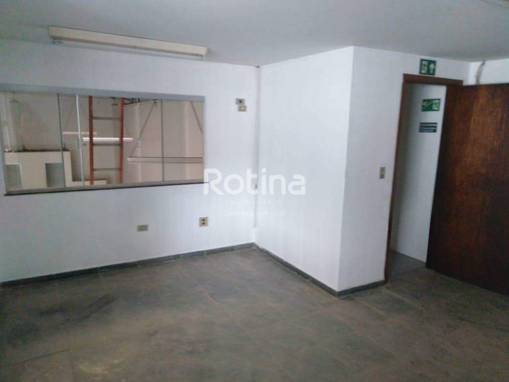 Galpão para alugar, em Uberlândia no bairro Brasil no valor de R$ 10.500,00 - Rotina Imobiliária: 