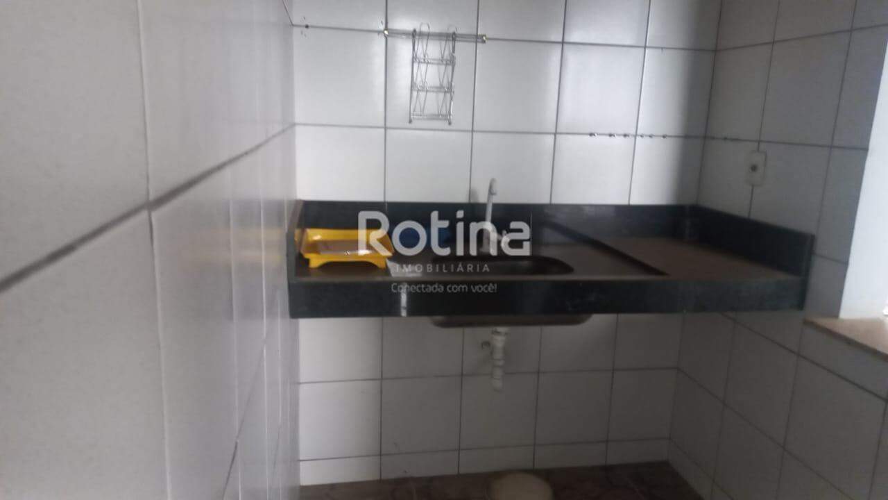 Galpão para alugar, em Uberlândia no bairro Daniel Fonseca no valor de R$ 4.200,00 - Rotina Imobiliária: 