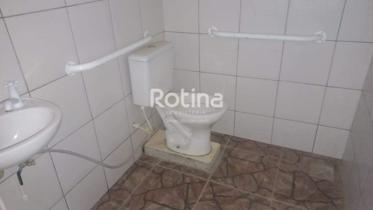 Galpão para alugar, em Uberlândia no bairro Daniel Fonseca no valor de R$ 4.200,00 - Rotina Imobiliária: 