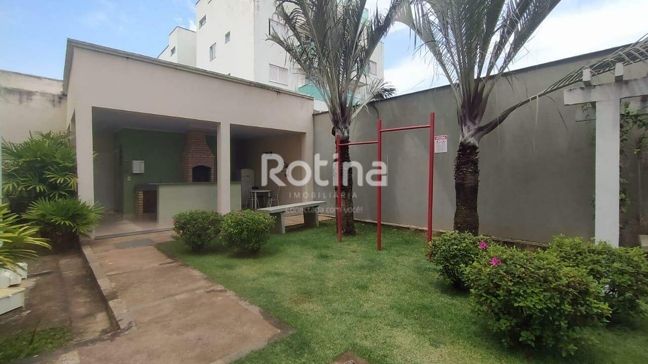 Apartamento para alugar, 3 quartos em Uberlândia no bairro Martins no valor de R$ 1.600,00 - Rotina Imobiliária: 