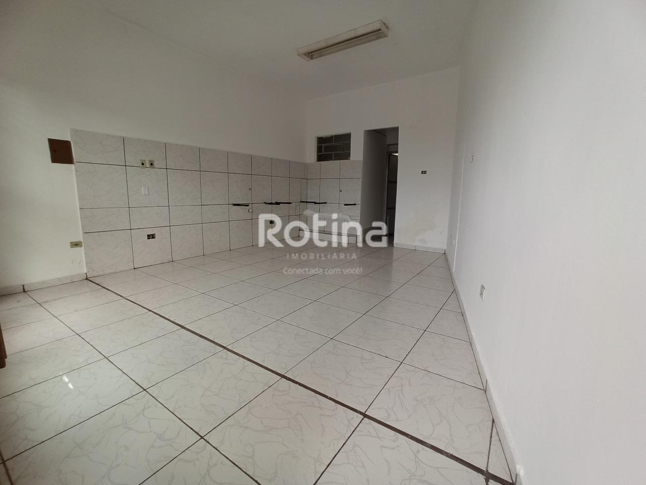 Loja para alugar, em Uberlândia no bairro Centro no valor de R$ 800,00 - Rotina Imobiliária: 