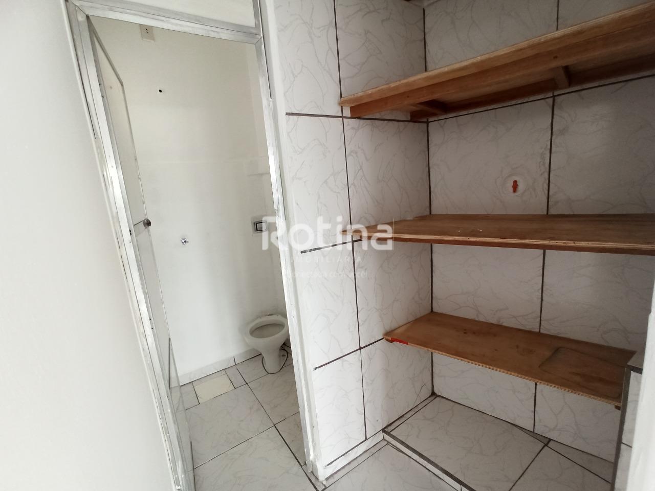 Loja para alugar, em Uberlândia no bairro Centro no valor de R$ 800,00 - Rotina Imobiliária: 