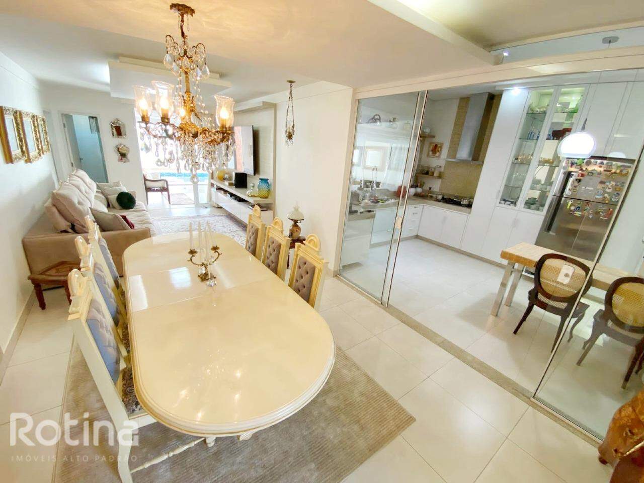 Casa à venda, 3 quartos em Uberlândia no bairro Tabajaras no valor de R$ 1.200.000,00 - Rotina Imobiliária: 